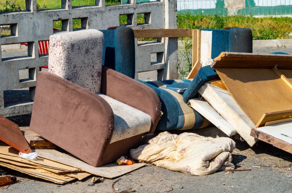 Outdoor Furniture Disposal in Hattiesburg